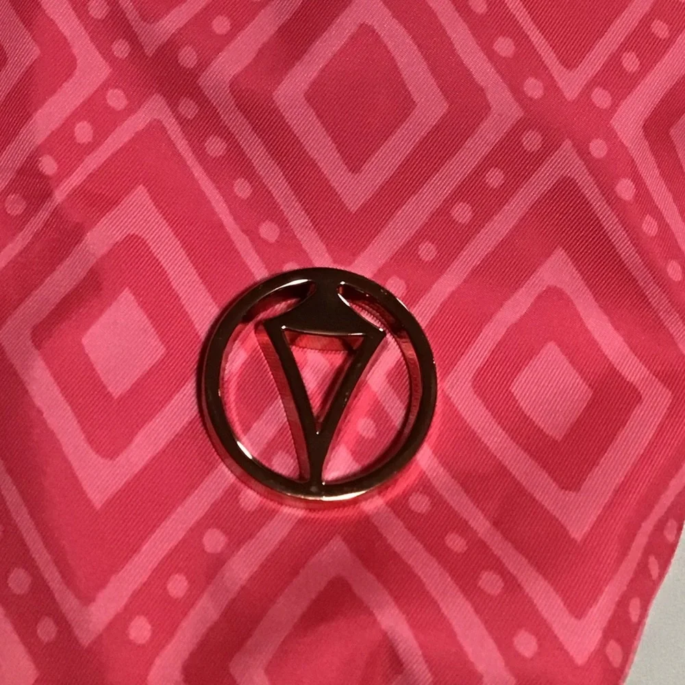 Ivivva by Lululemon pink lunch bag
